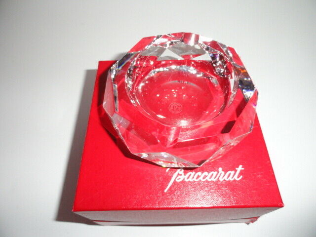 Baccarat Camel crystal ashtray 4" diameter no box