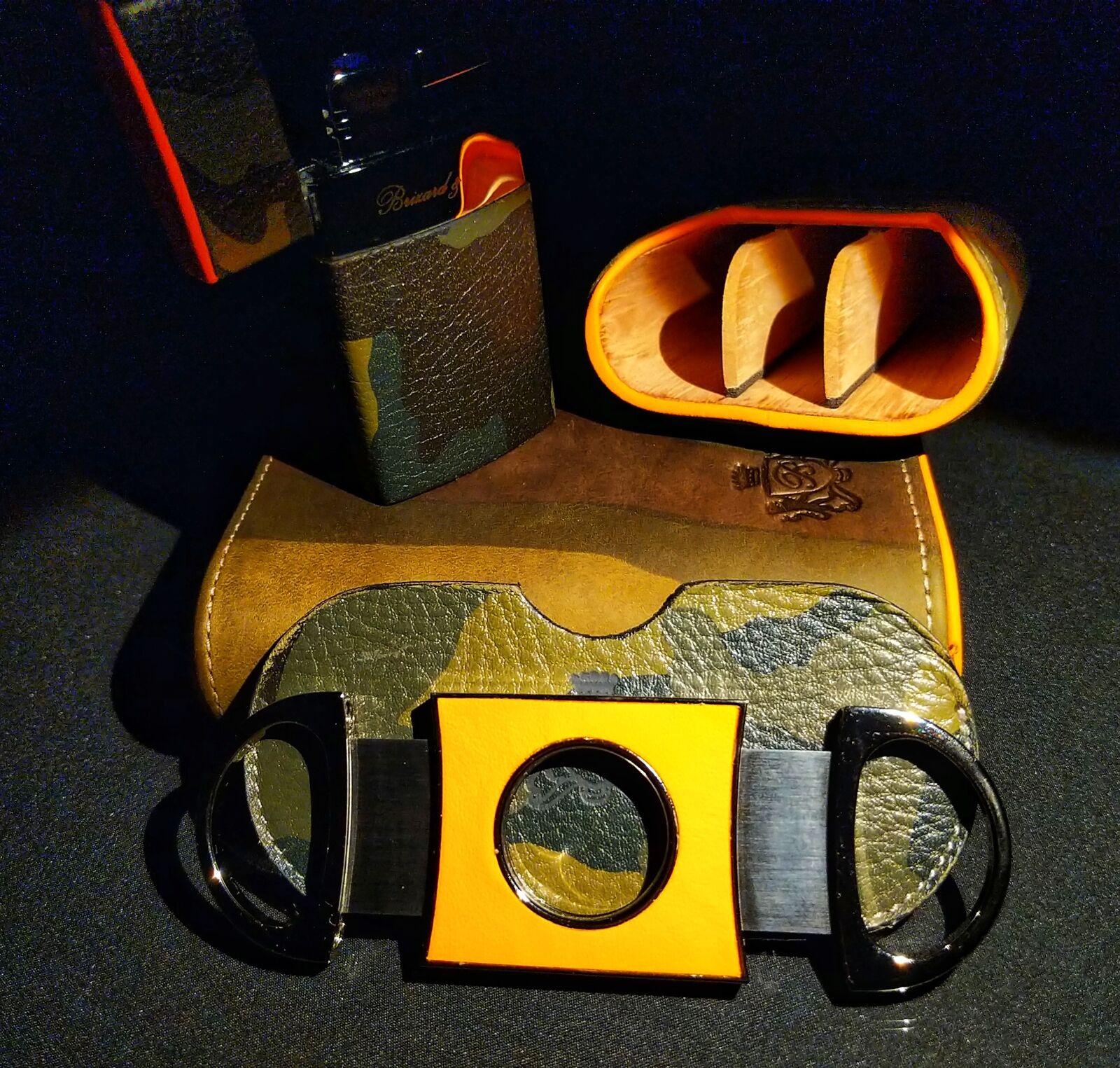 Brizard and Co Camo Pattern  Case, Cutter and Lighter Combo