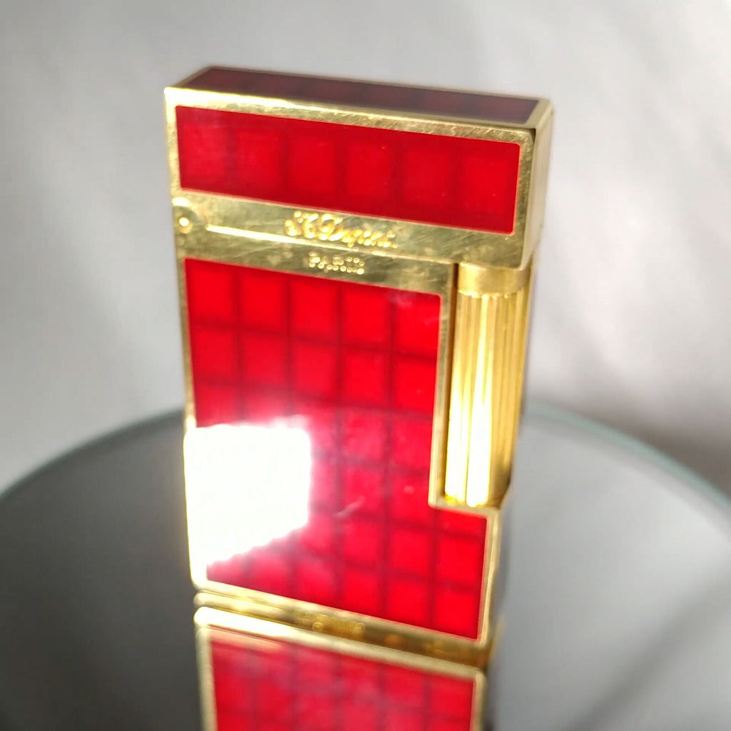 S.T. Dupont Gatsby Vertigo Laque de Chine Gold Plated Lighter
