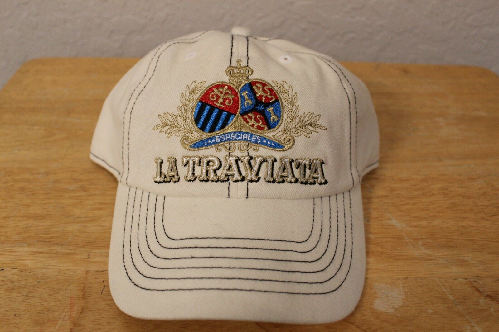 White La Traviata CAO Hat