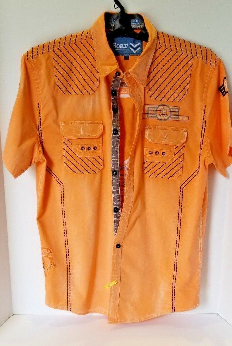 Roar Orange Short Sleeve Shirt sized Large