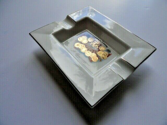 ashtray without the box