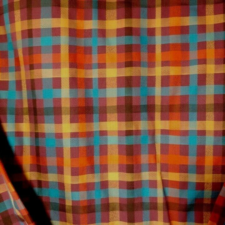Robert Graham - Colorful Long Sleeve - Men's Medium Button Down Classic Fit