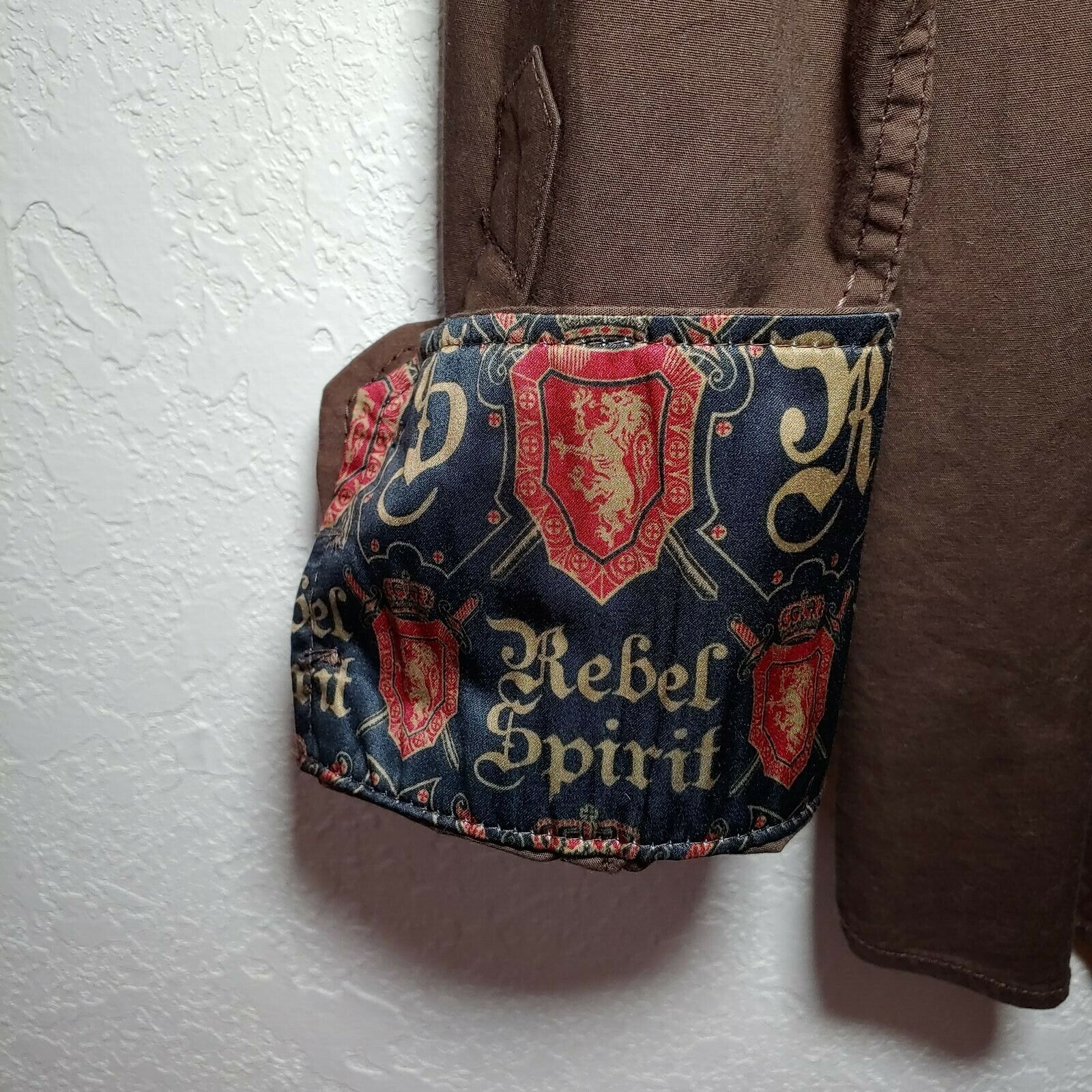 Rebel Spirit  Brown King of Kings Shirt Men's Medium