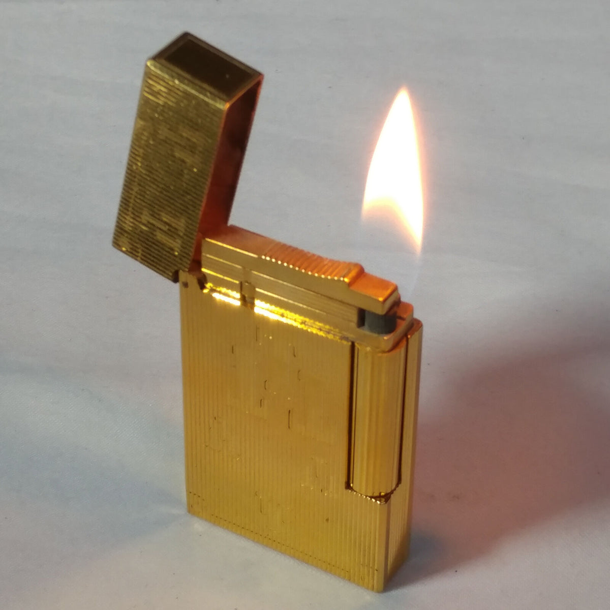 ST DUPONT TRINIDAD LTD EDITION GOLD FINISH LIGHTER