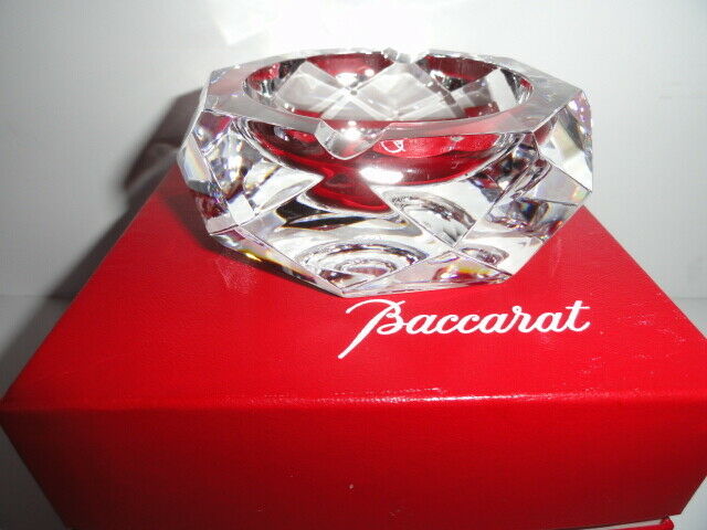 Baccarat Camel crystal ashtray 4" diameter no box