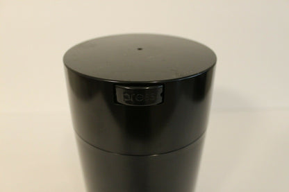Black Vacuum-Sealed Humidor
