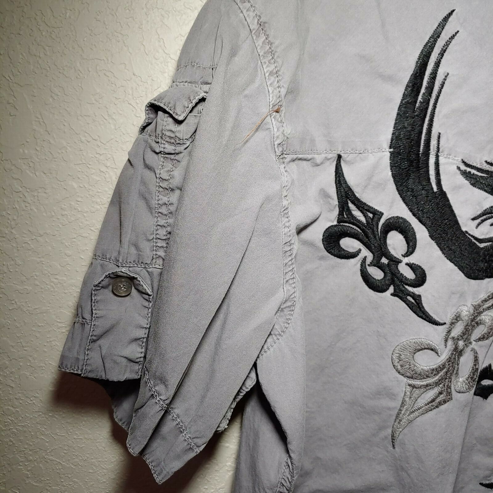 Rebel Spirit | Gray | Men's Large Button-Down short sleeve Shirt