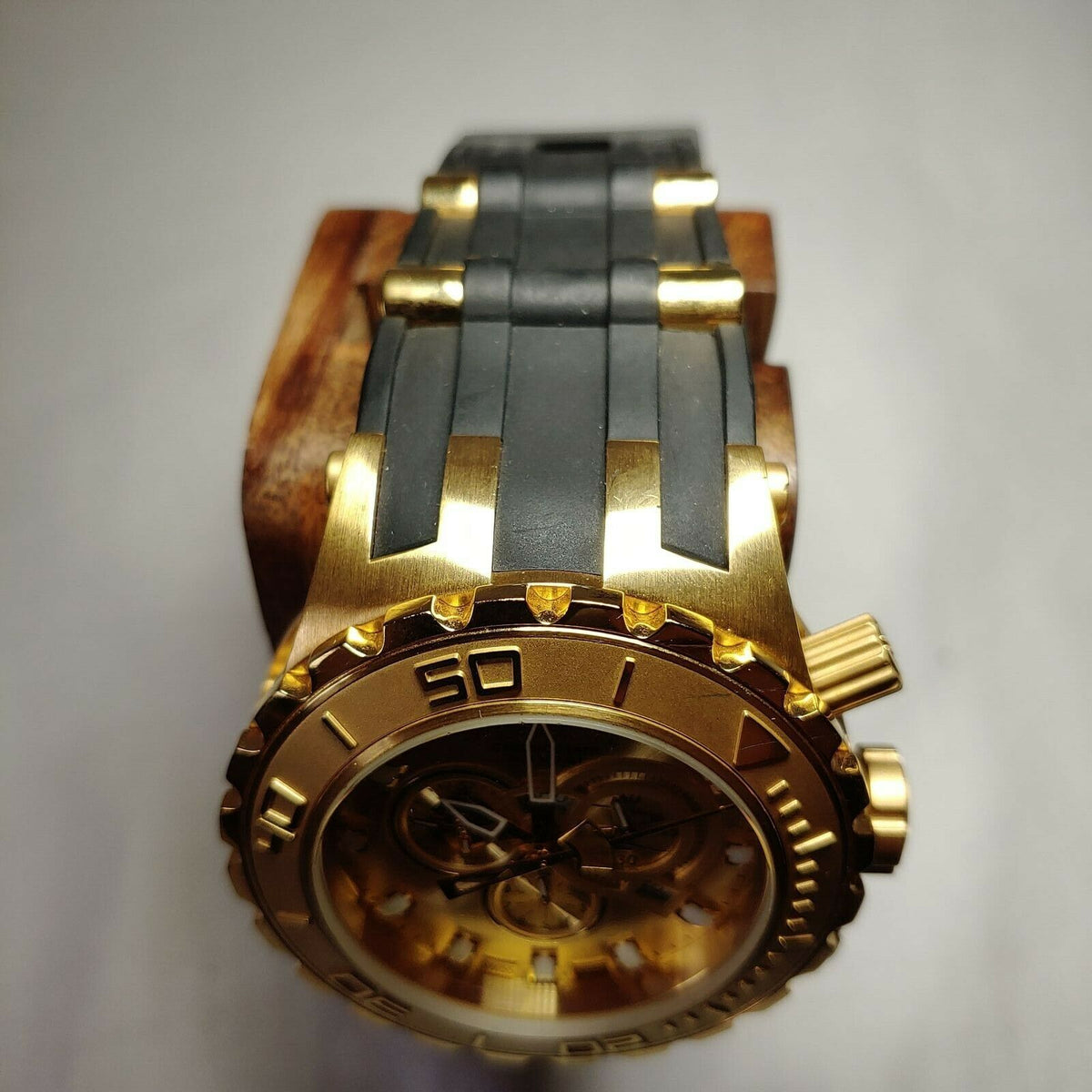 INVICTA SUBAQUA SPECIALTY MENS QUARTZ 52MM GOLD CASE STAINLESS STEEL DIAL