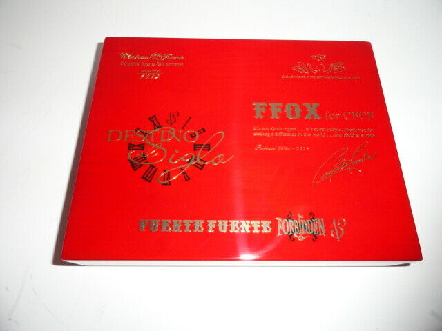 Fuente Fobidden OpusX Red travel humidor