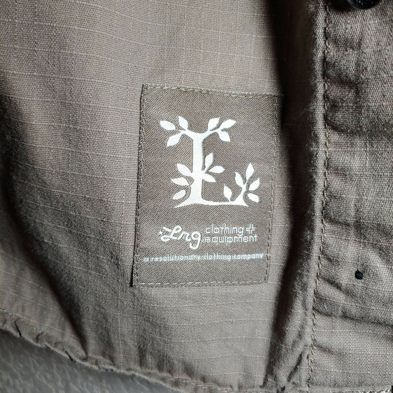 LR Geans Brown Men's Large Button-Down Long sleeve Shirt