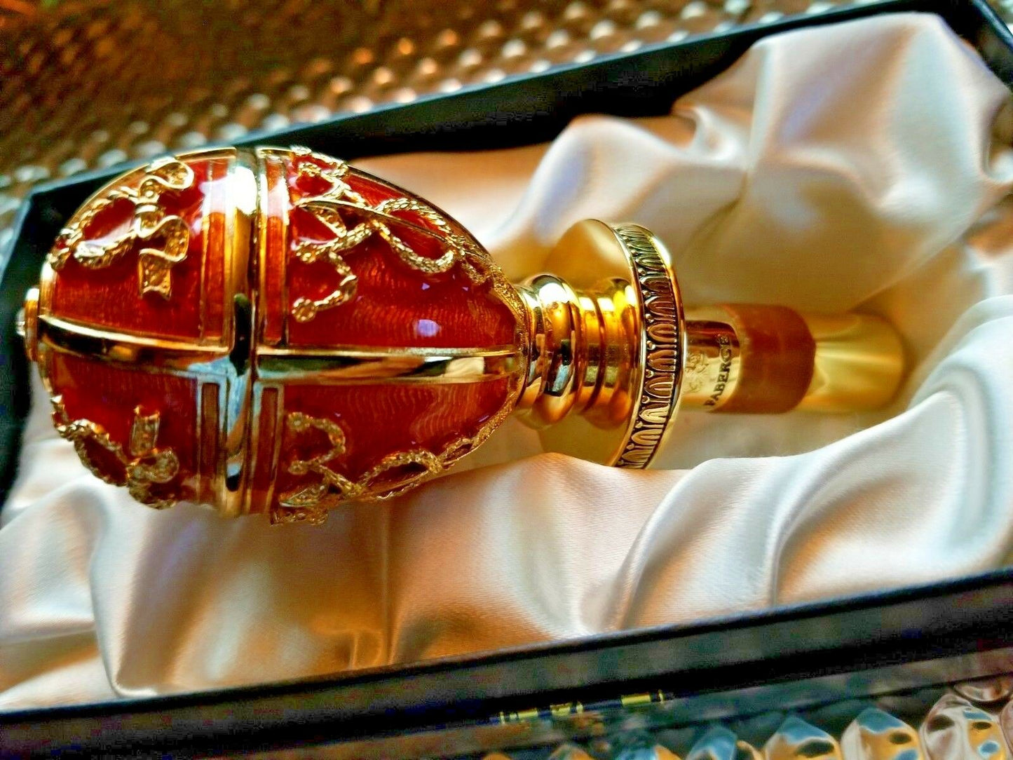 Faberge Red  Coronation  Bottle Stopper