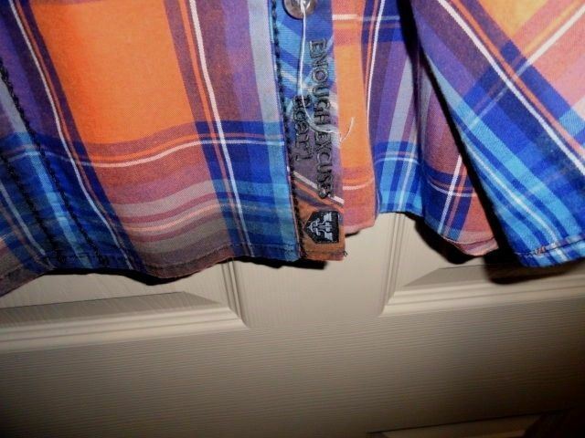 Roar Signature Long  Sleeve Button Up Shirt Size Medium
