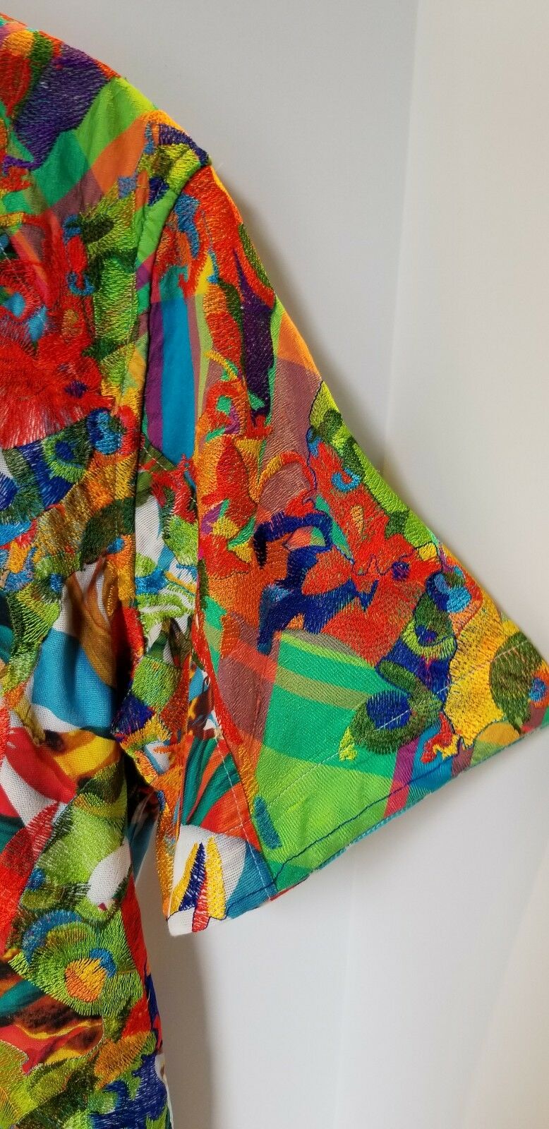 Robert Graham Men's Think Vivid Limited Edition Shirt
