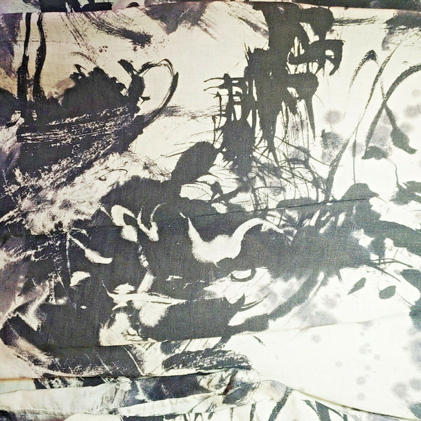 Robert Graham - Limited Edition - Men's Medium Button Down Classic Fit