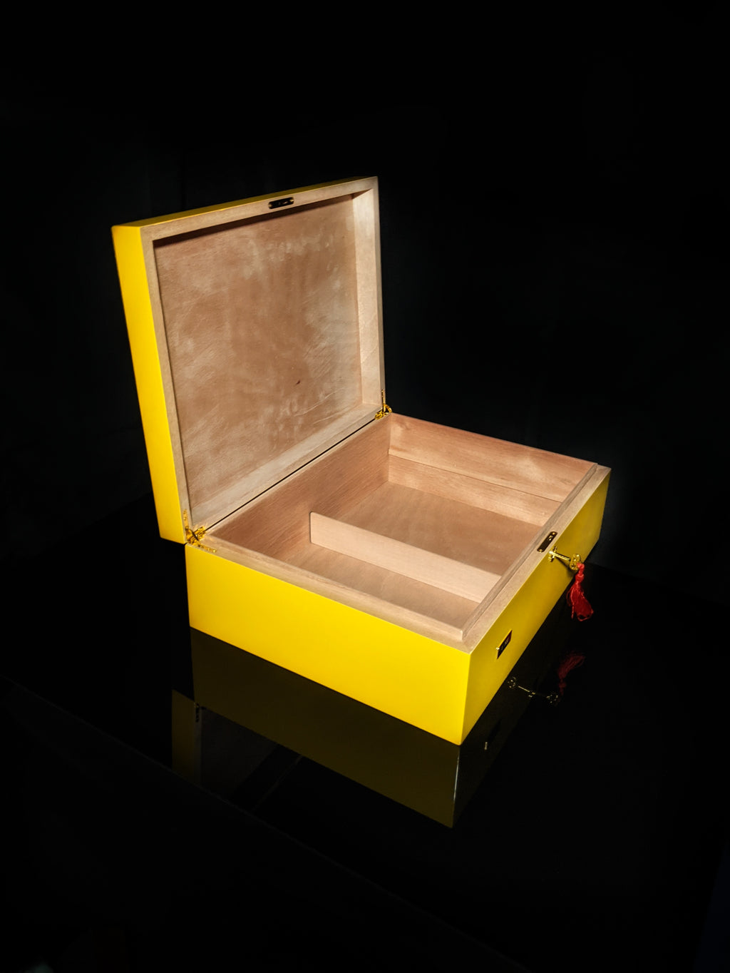 Yellow Limited Edition humidor