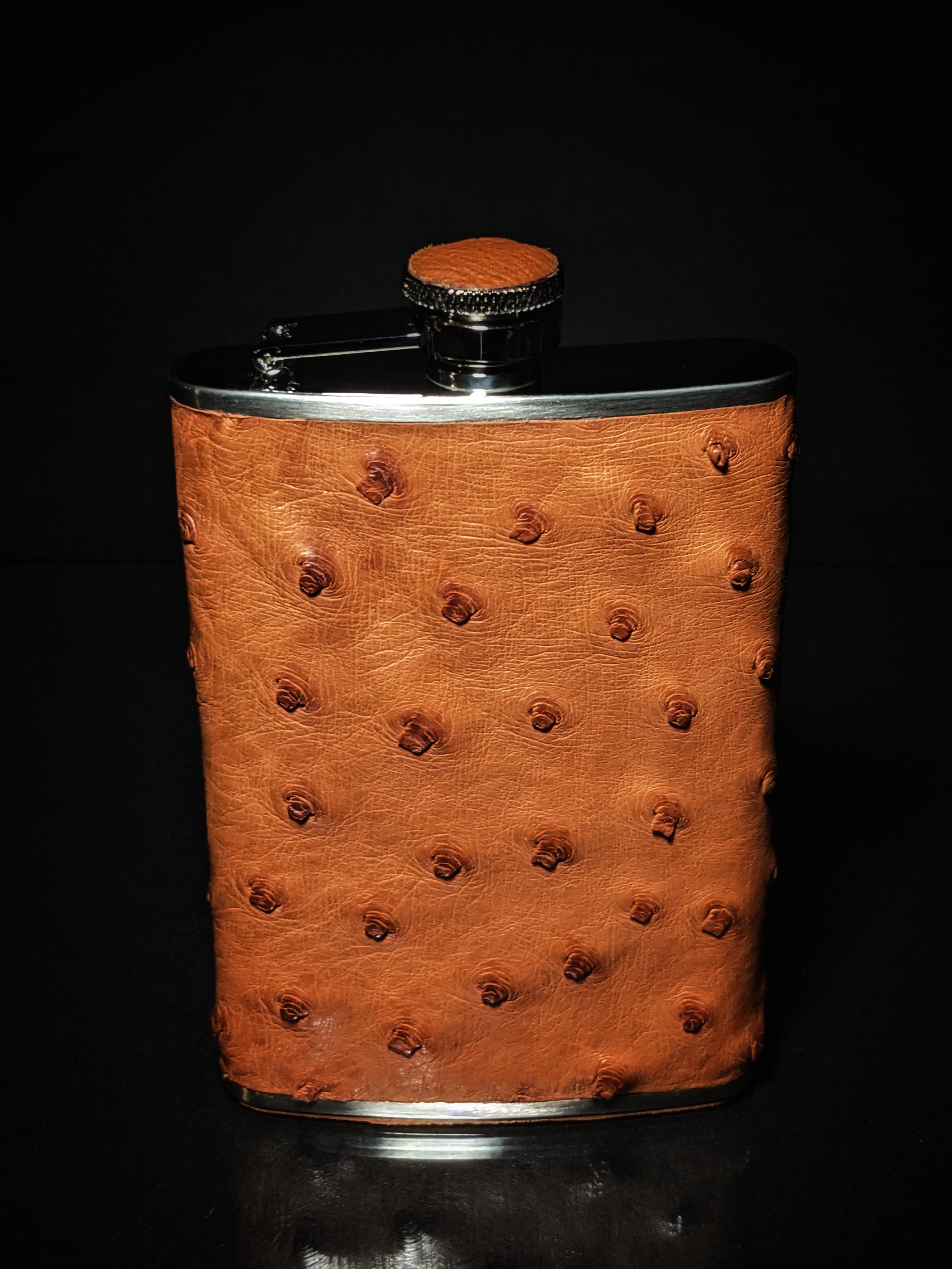 Brizard and Co. The 8 oz Flask - Ostrich Tan