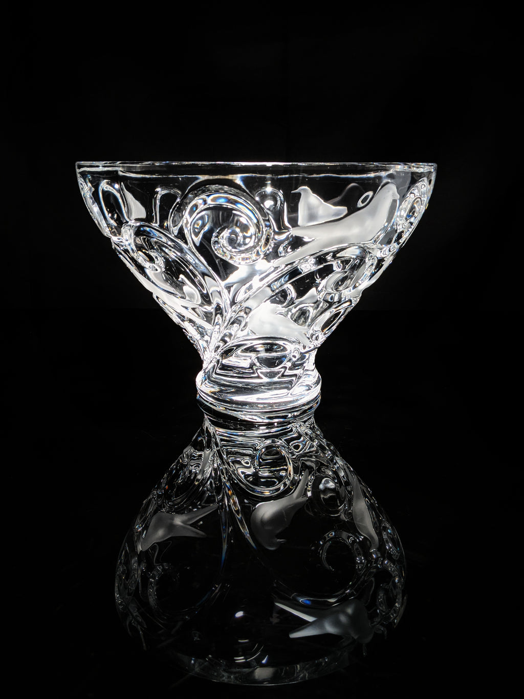 Lalique Vérone Crystal Bowl