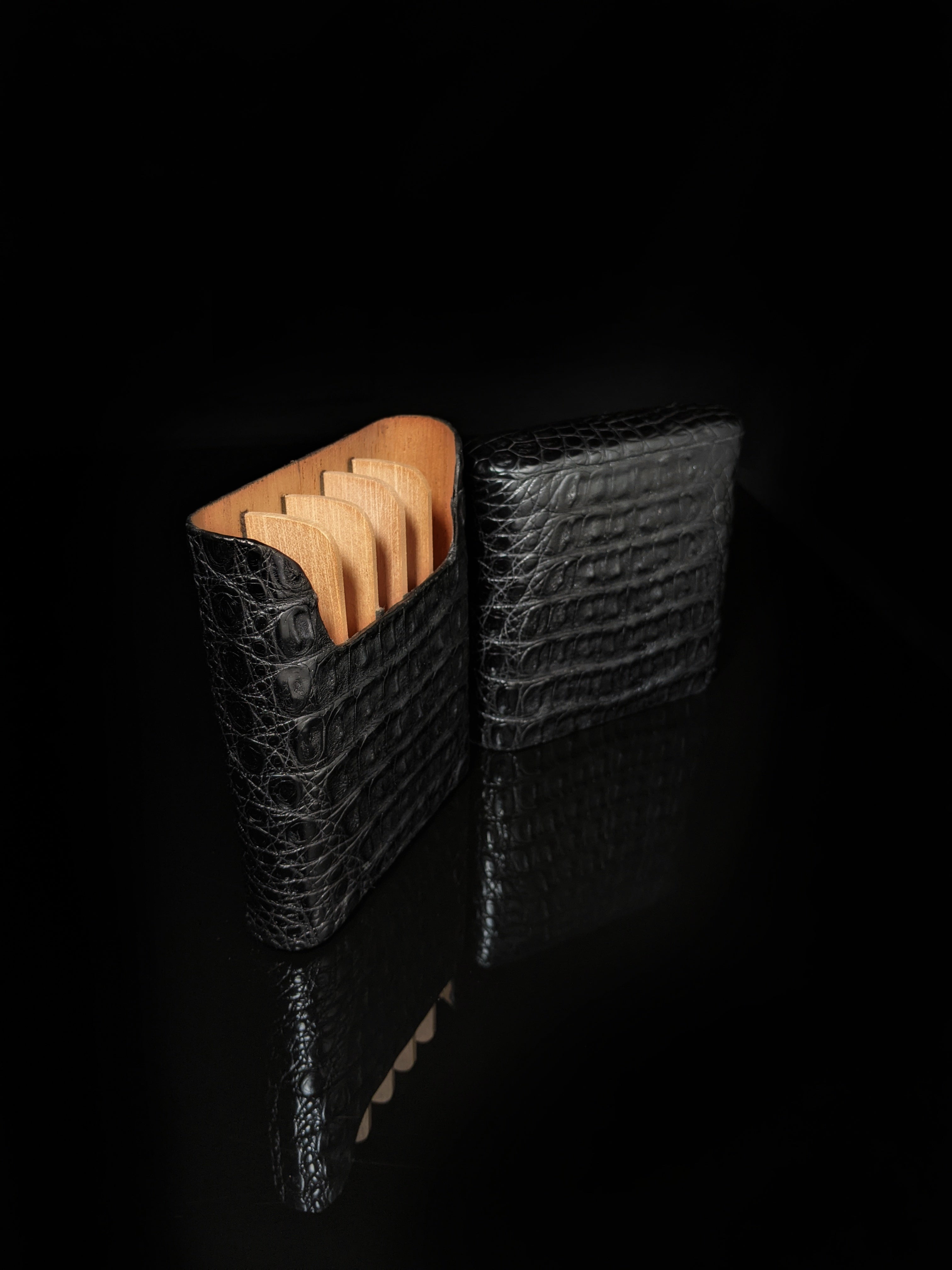 Brizard and Co Black Caiman Aligator Golfers Case