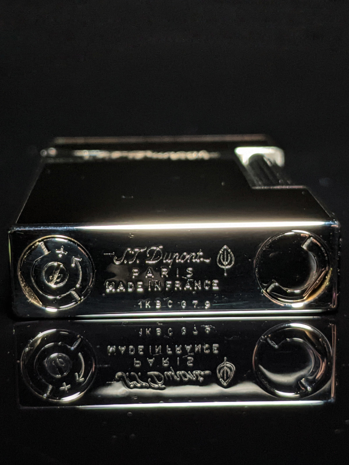 ST Dupont Black Lacquer L2 Lighter Model # 016296