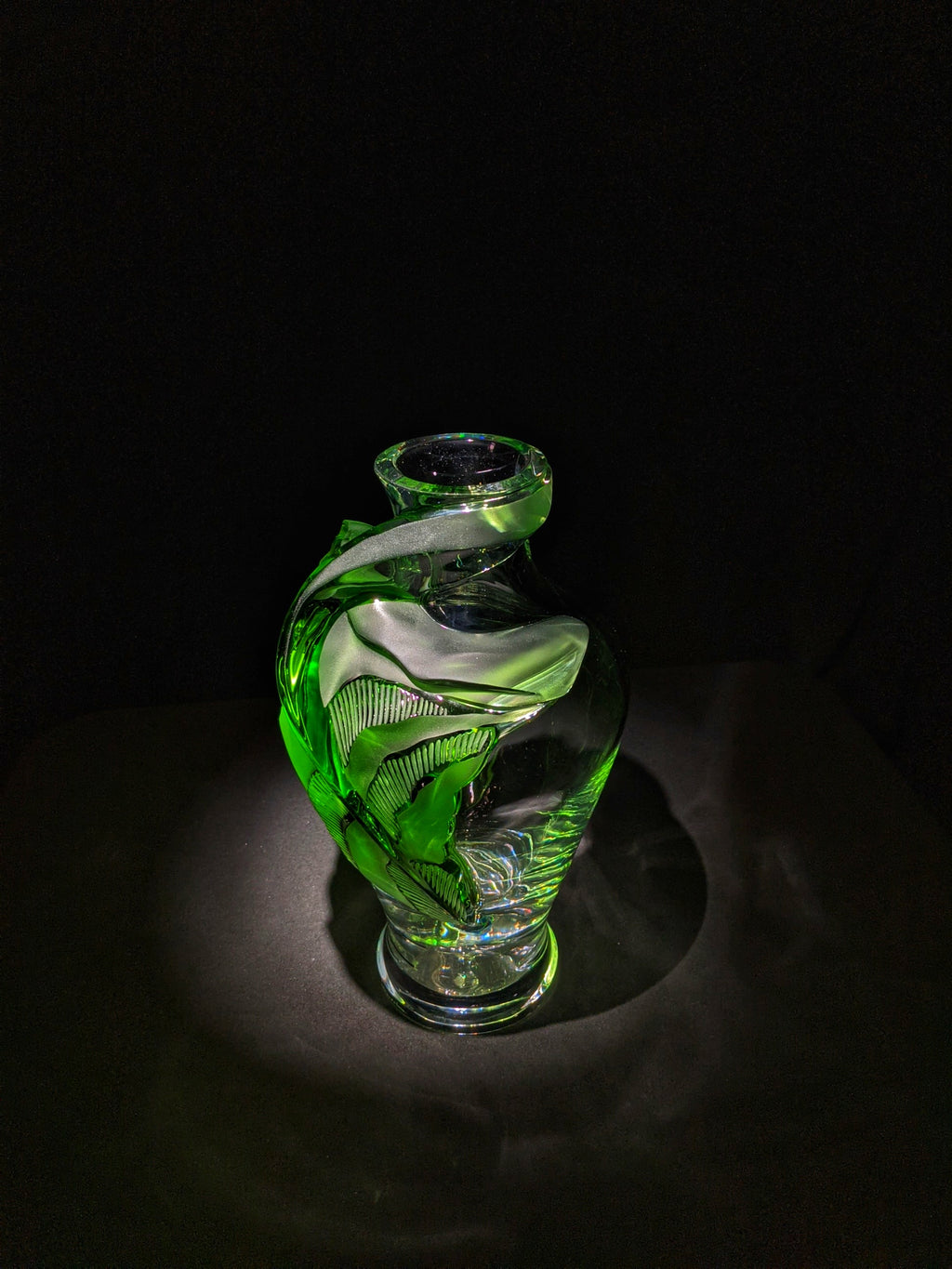 Lalique Tanega 14" Emerald Green Vase