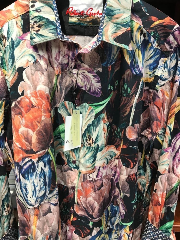 Robert Graham Acadia  Medium-sized shirt