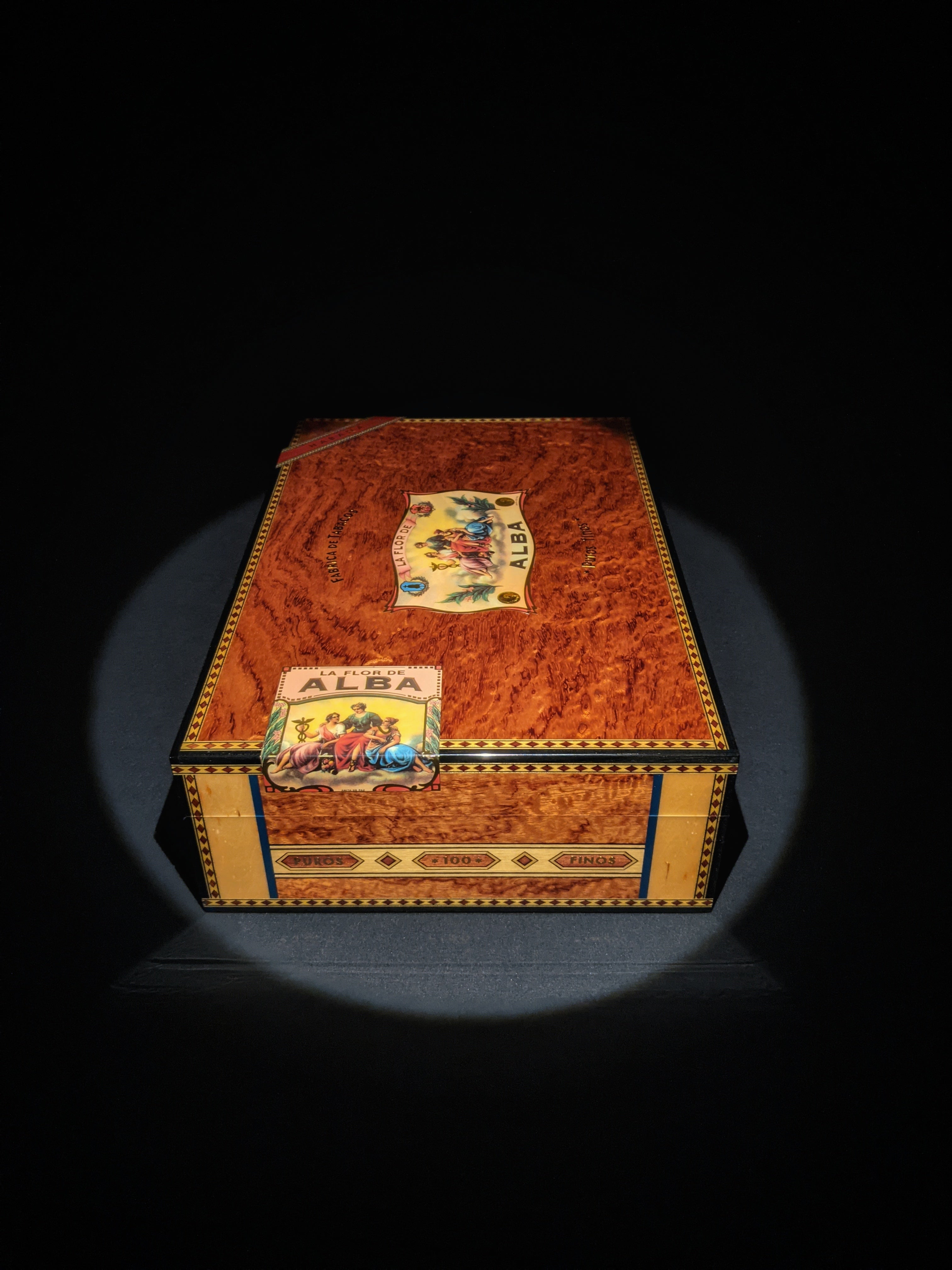 Elie Bleu Alba Bubinga Humidor 110 ct NIB