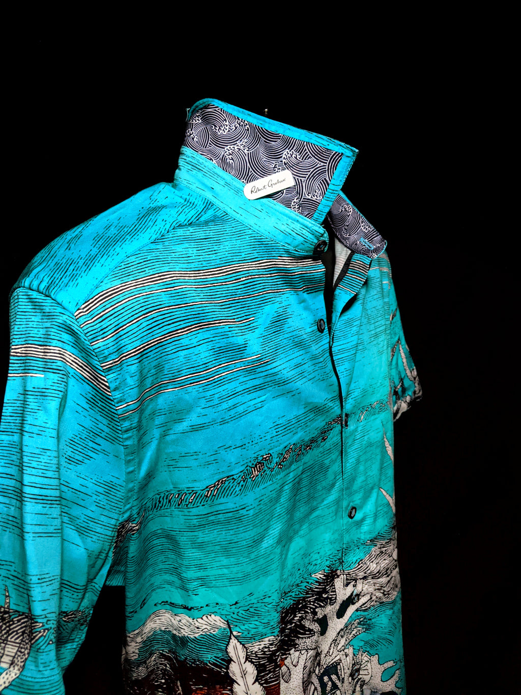 Robert Graham Sea Monster Short Sleeve Shirt Size Large NWTS (Copy)