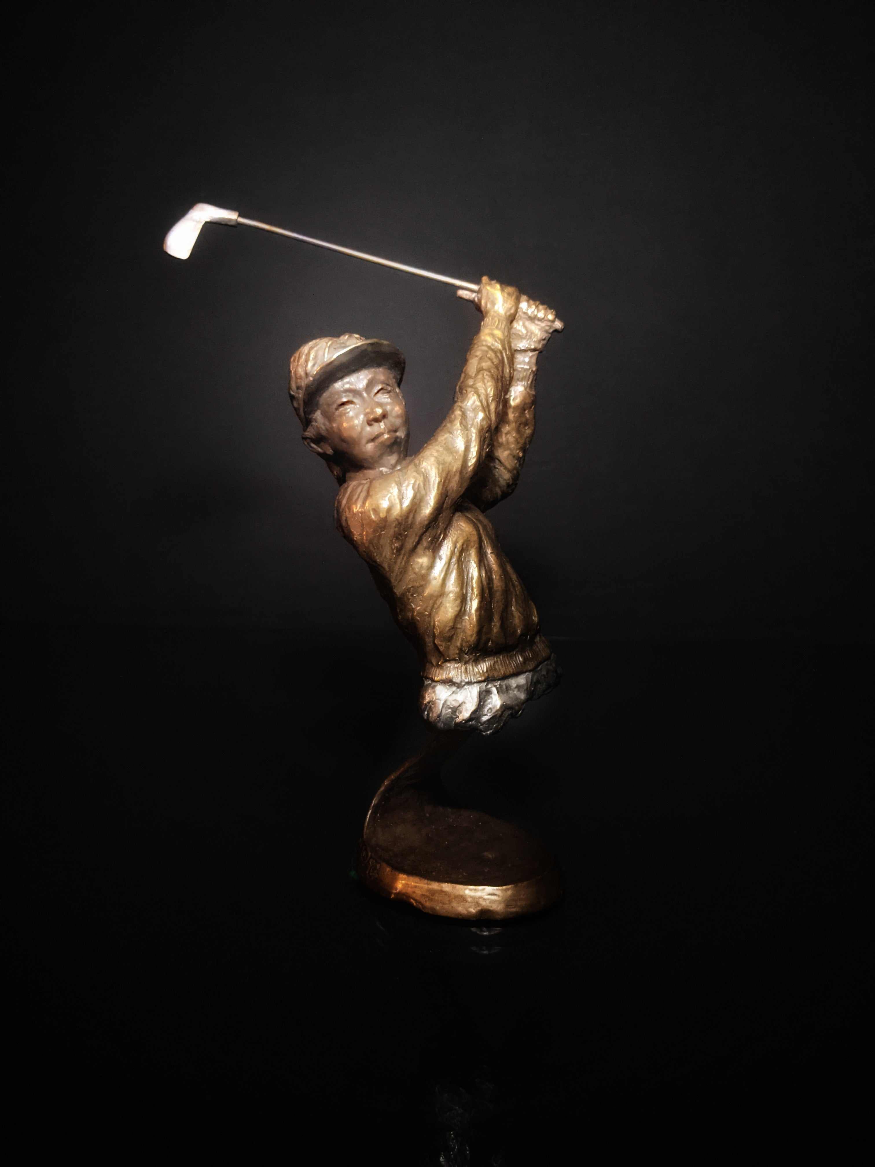 Mark Hopkins Bronze Lady Golfer