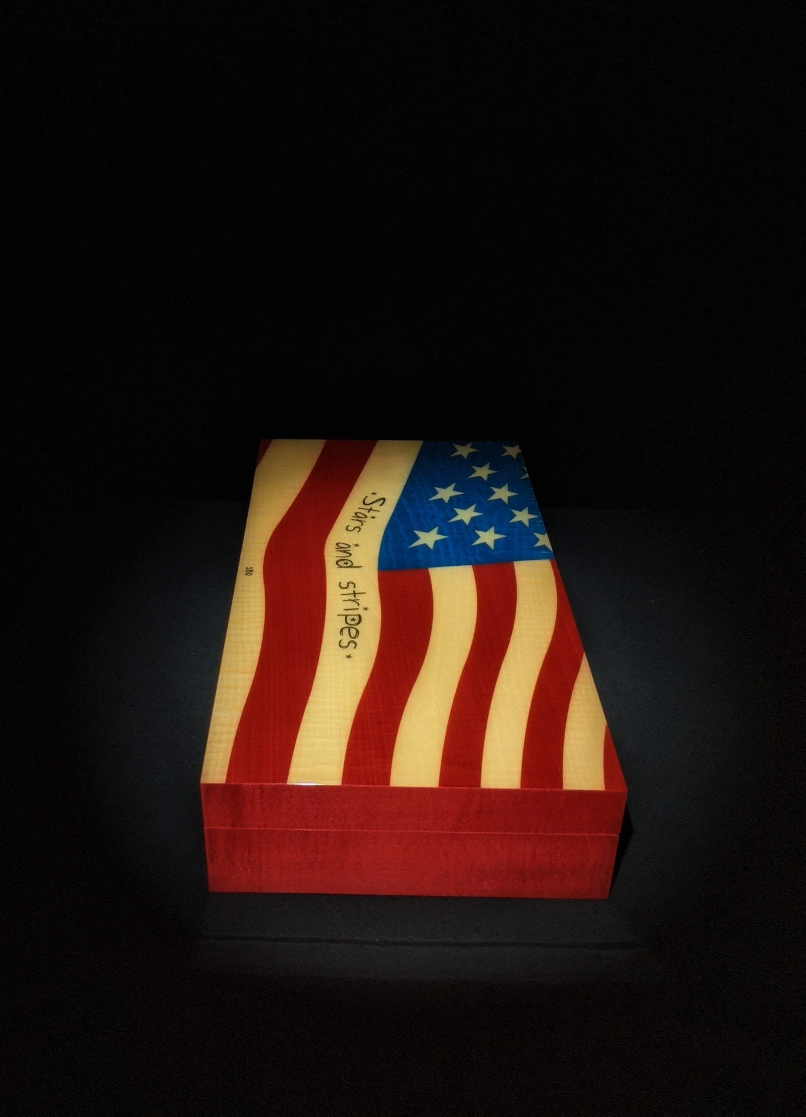 Elie Bleu Stars & Stripes Humidor — 110 Count