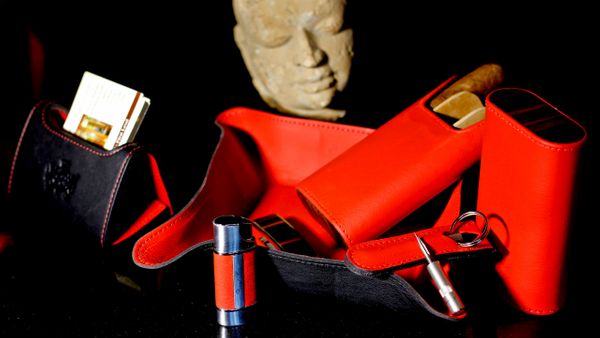 Brizard and Co. The "Show Band" 3 Cigar Case - Sunrise Red and Macassar Ebony (Flat Top)