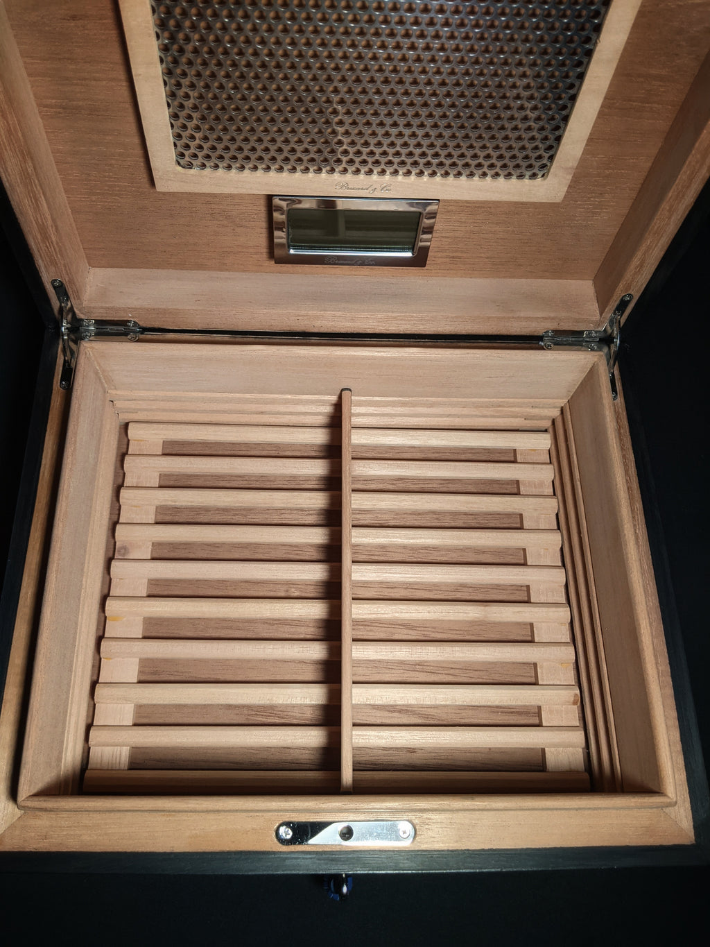 Brizard and Co. - The "Royal Oak Collection" Humidor - Black Oak (60/70 Count)