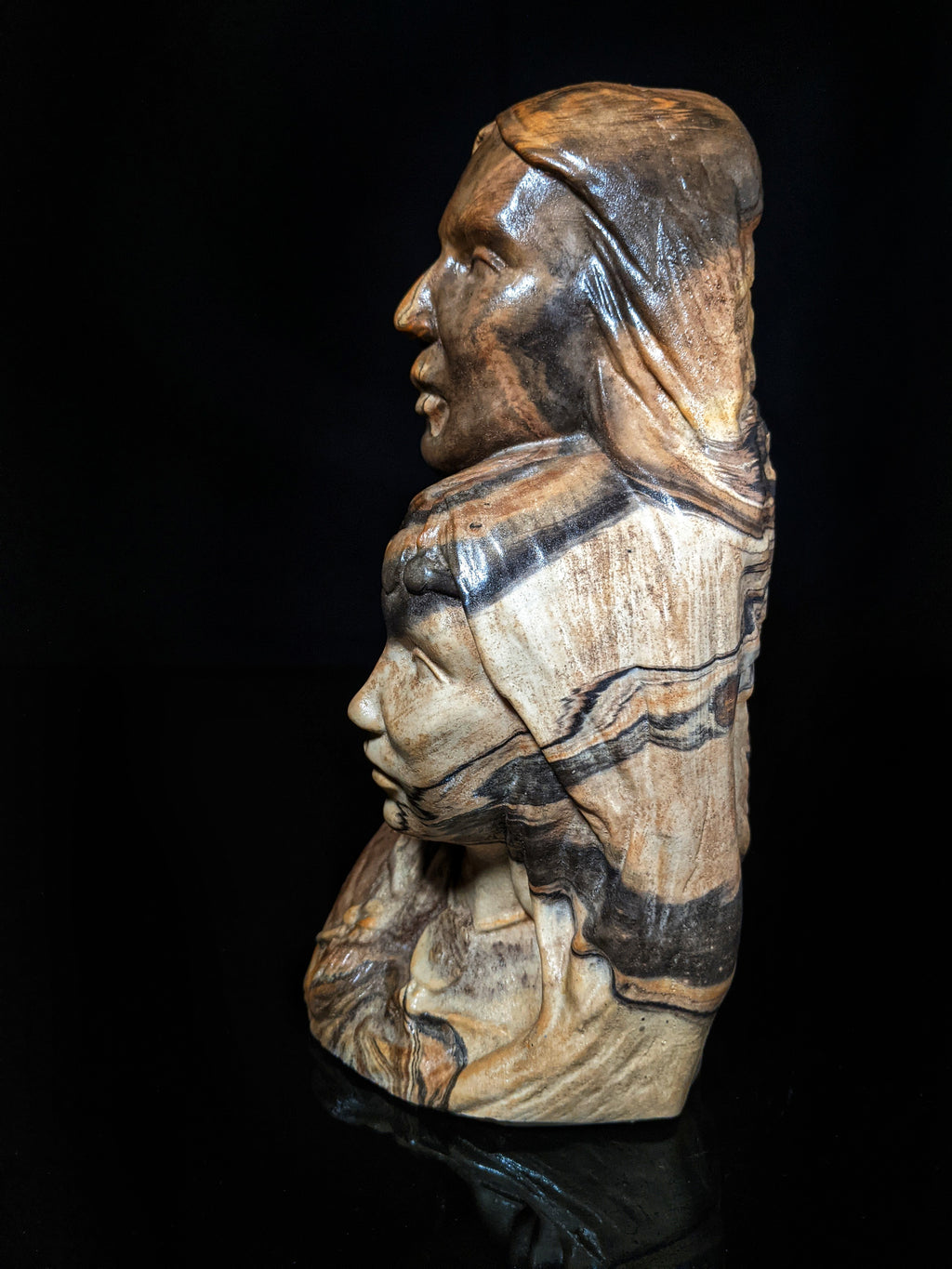 beautiful statue stands approx 9" tall
