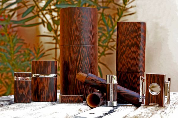 Brizard and Co. The "Show Band" 3 Cigar Case - Wenge