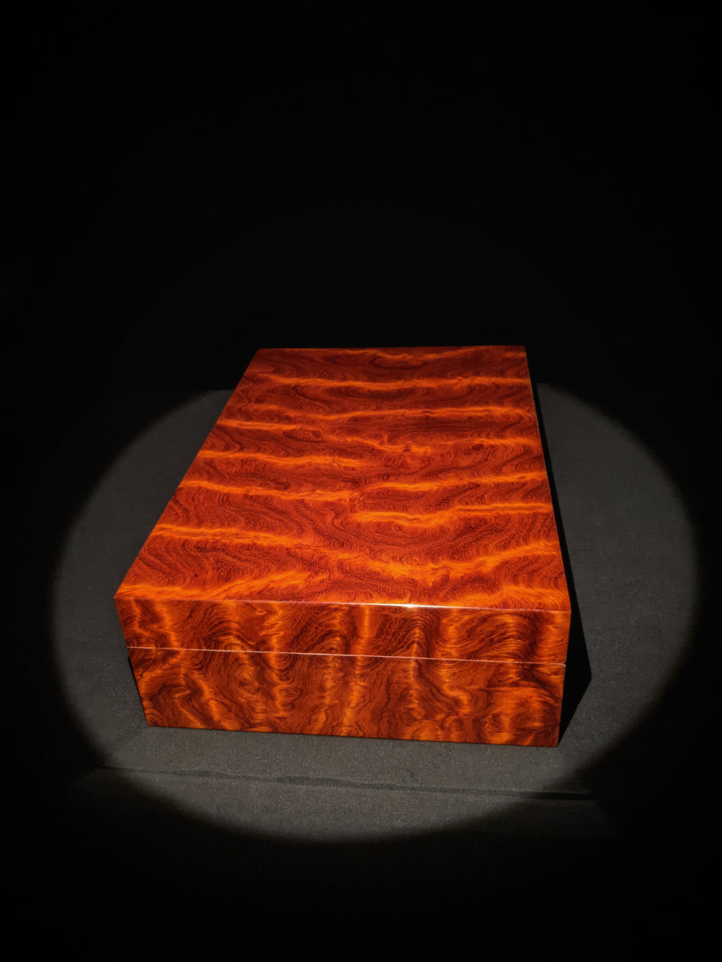 Elie Bleu Figured Bubinga Humidor 110 ct