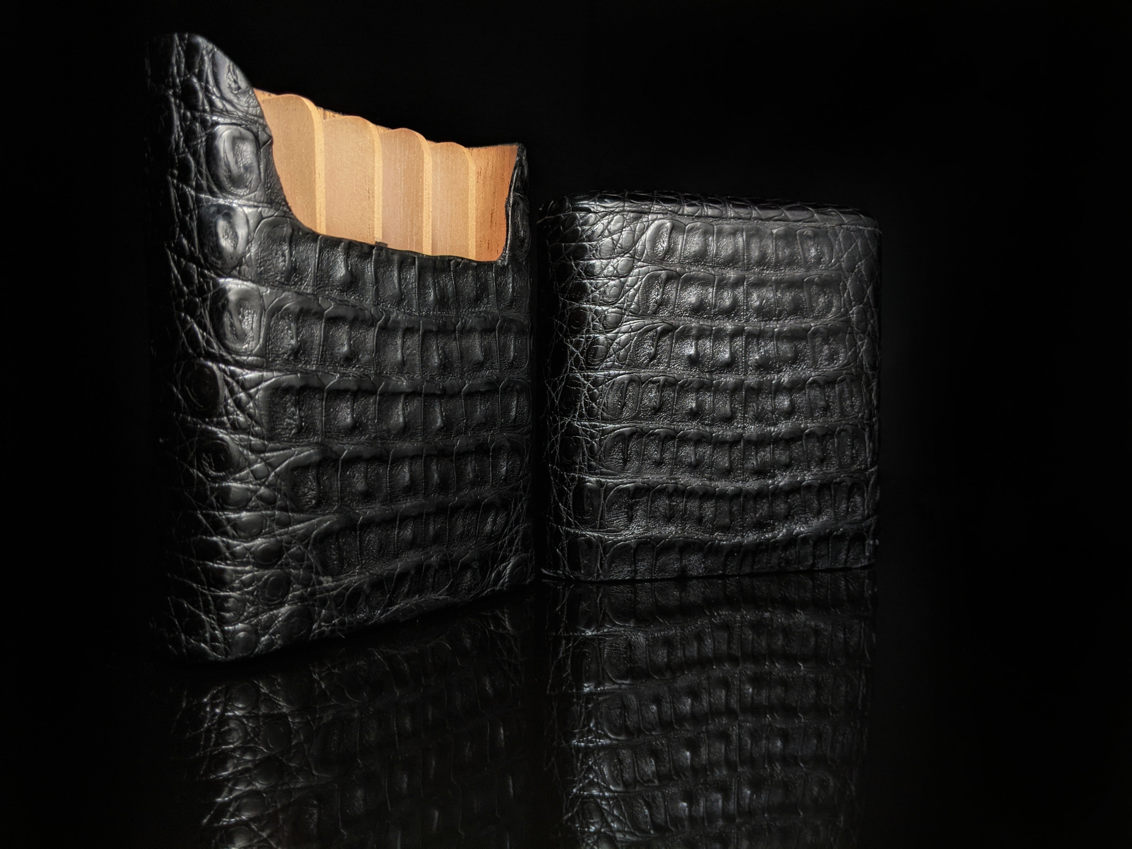 Brizard and Co Black Caiman Aligator Golfers Case