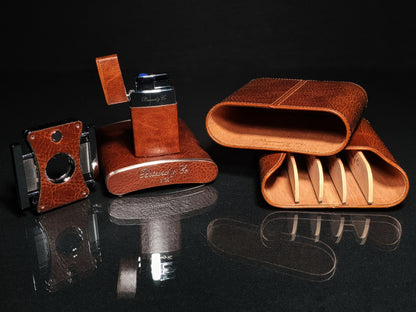 Brizard & Co. Havana Traveler - Antique Saddle Leather with cutter and lighter