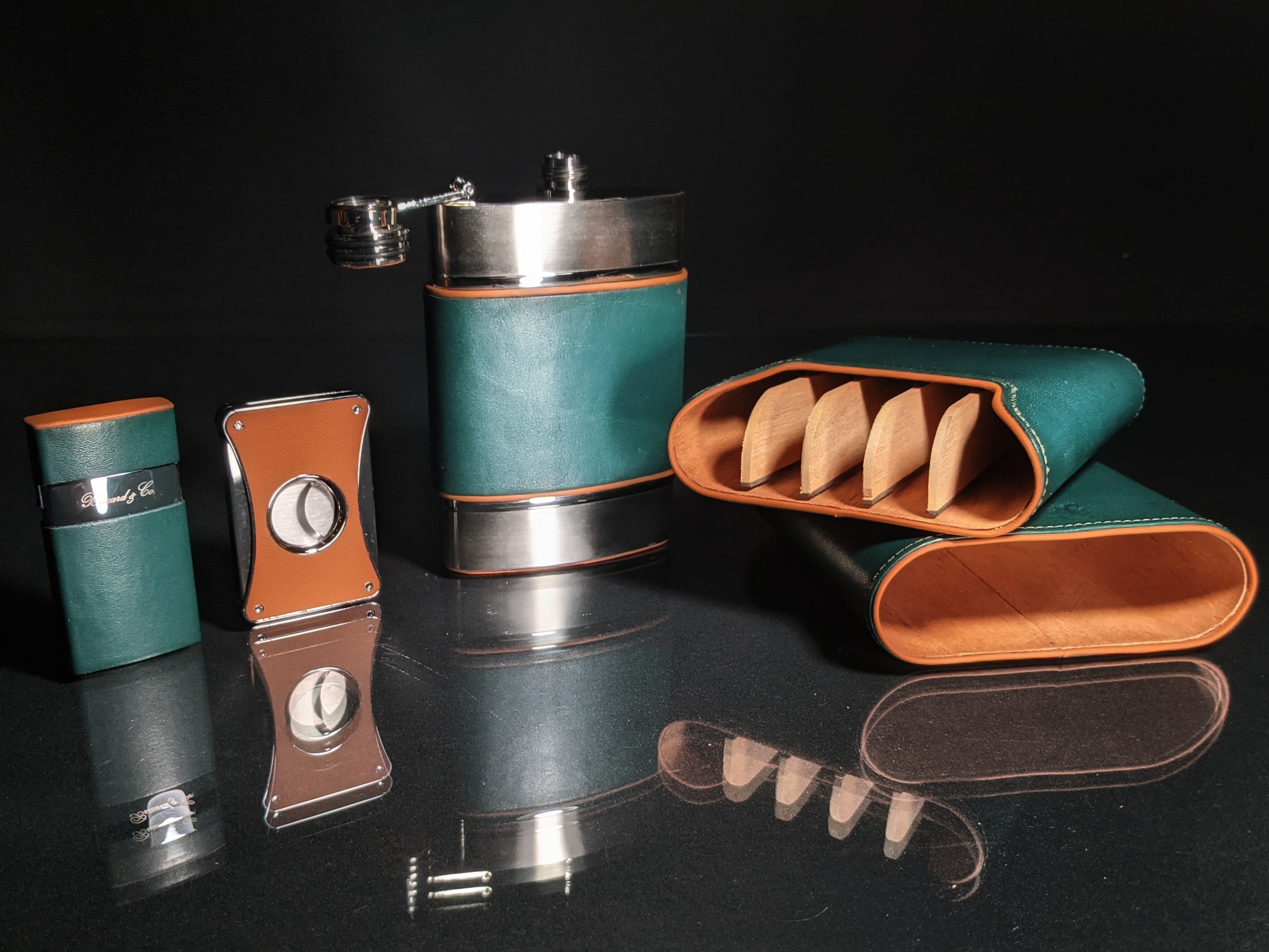 Brizard and Co Augusta Havana Traveler with cutter and lighter