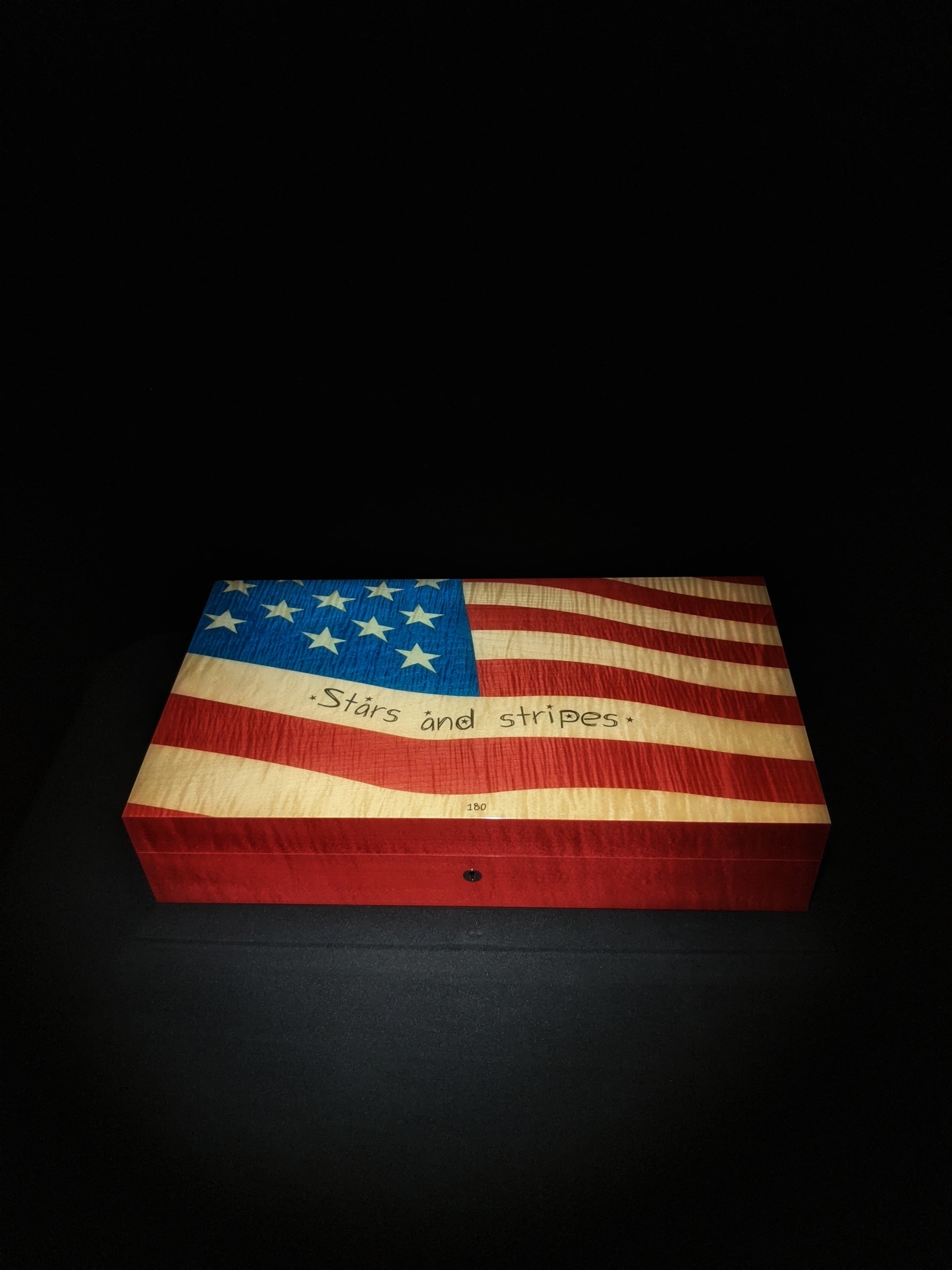Elie Bleu Stars & Stripes 110 Ct Humidor New