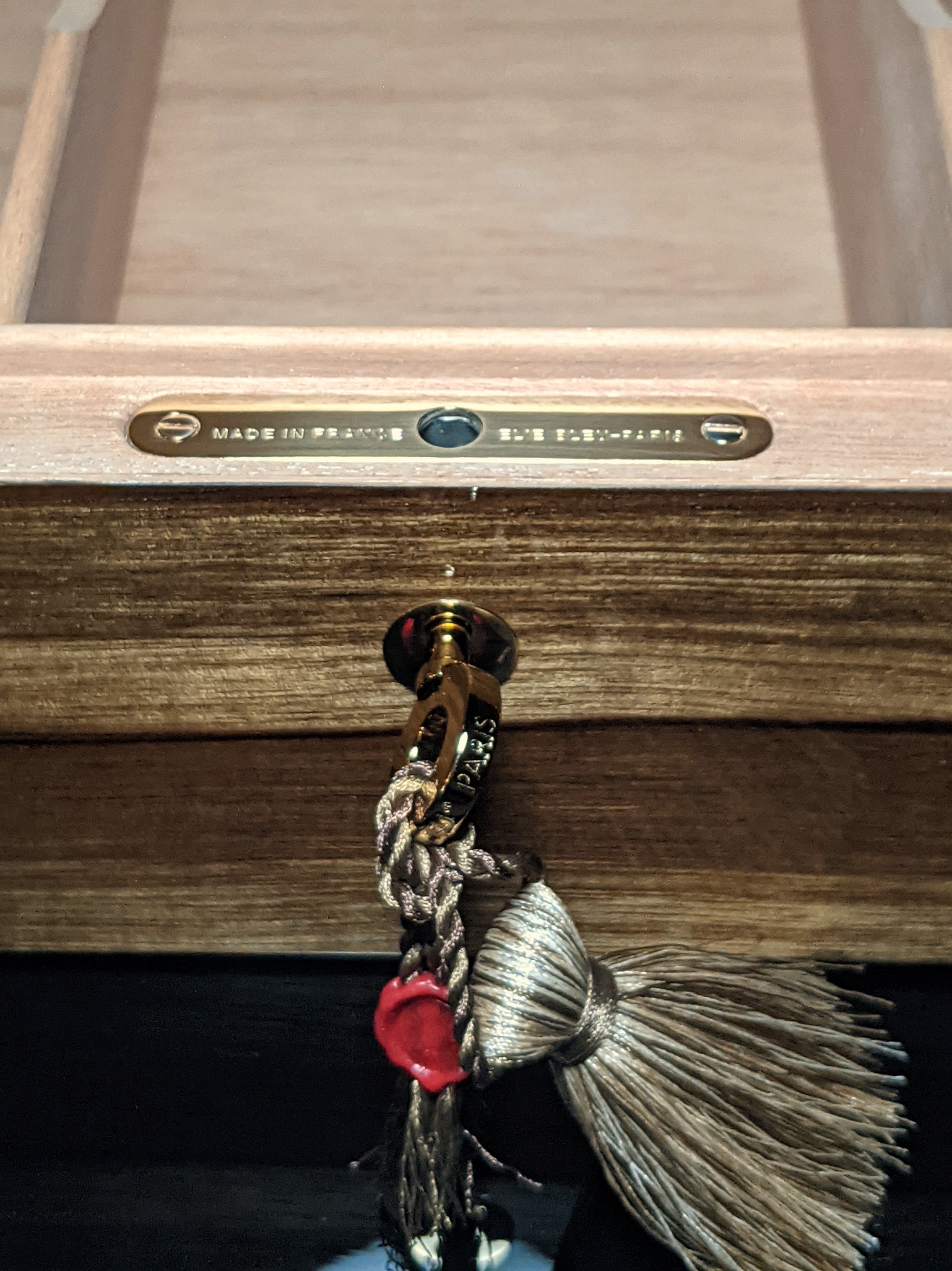 Elie Bleu Limba Wood Humidor 110 count