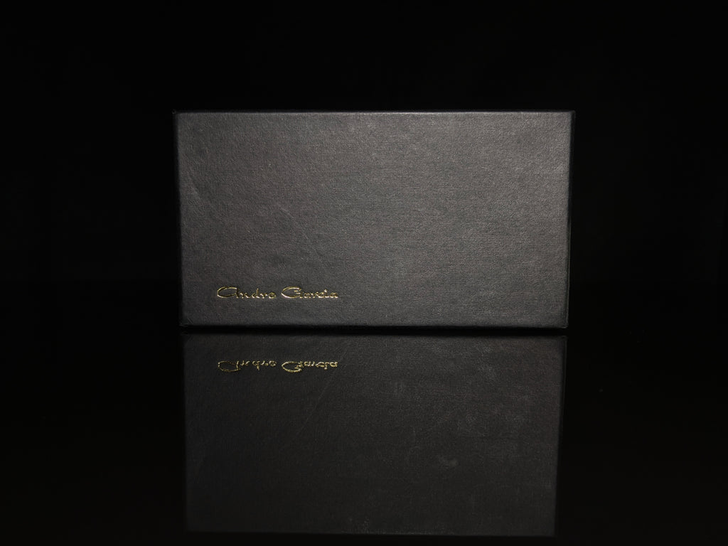 Andre Garcia carrying case