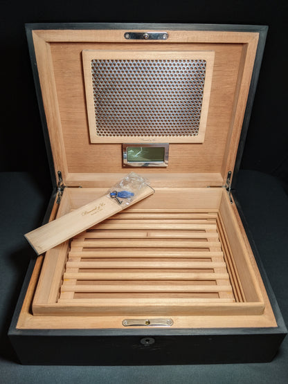 Brizard and Co. The "Royal Oak Collection" Humidor - Black Oak (60 / 70 Count)