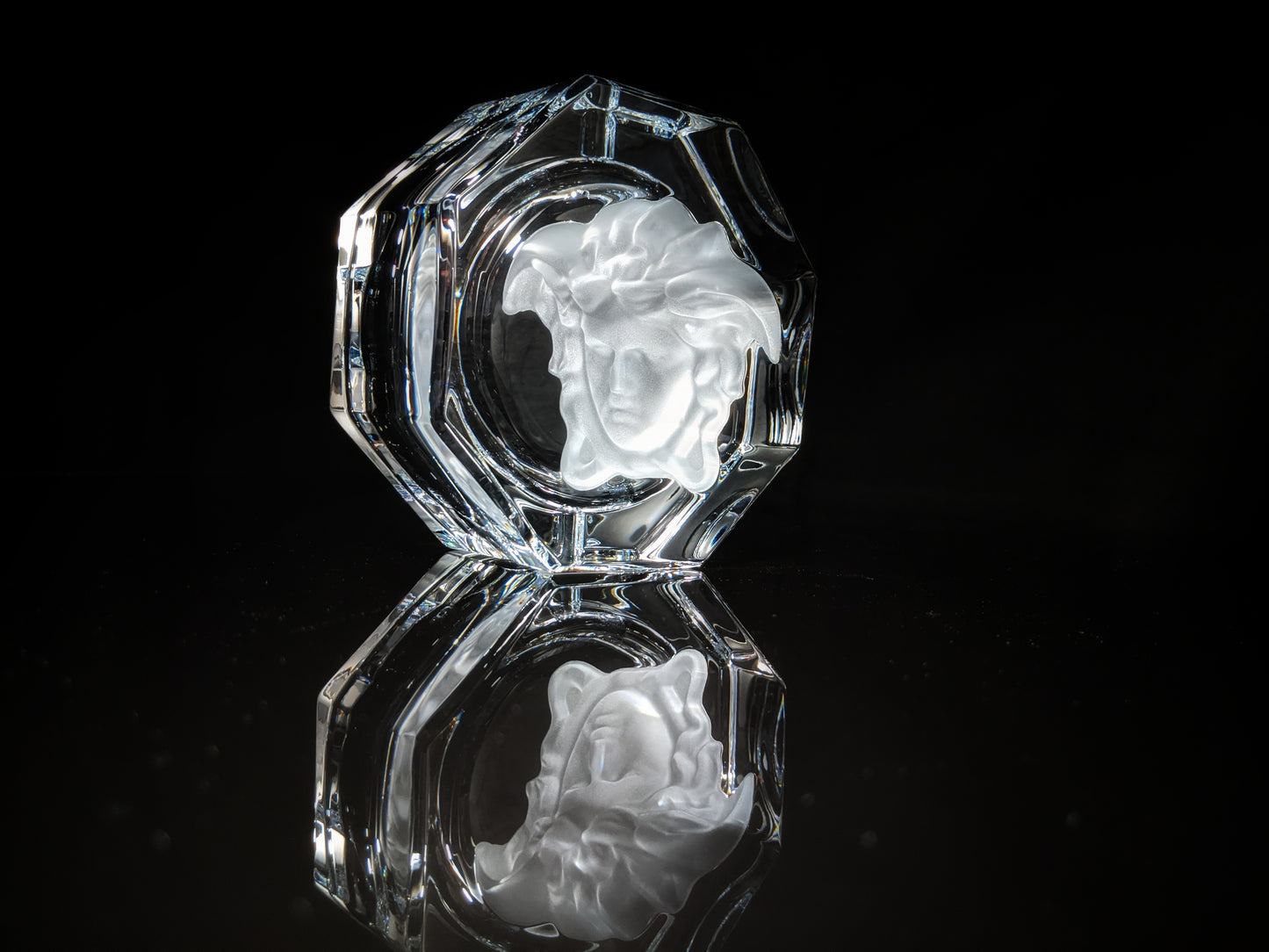 Versace Medusa Lumiere Crystal Ashtray