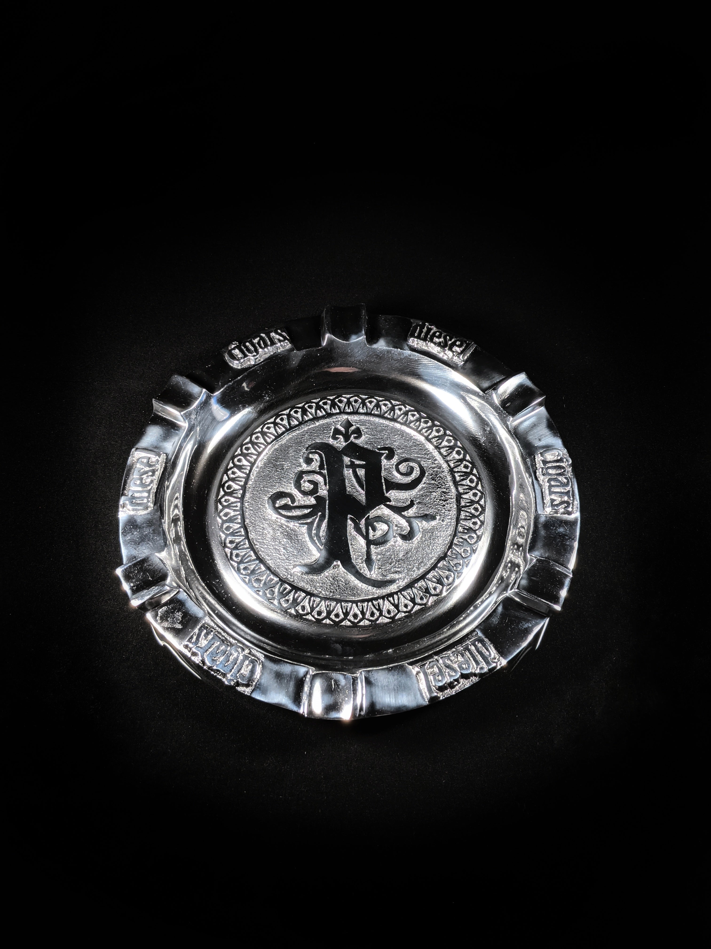 Drew Estates Polished Pewter 9 " cigar ashtray with 5 slots for your cigars