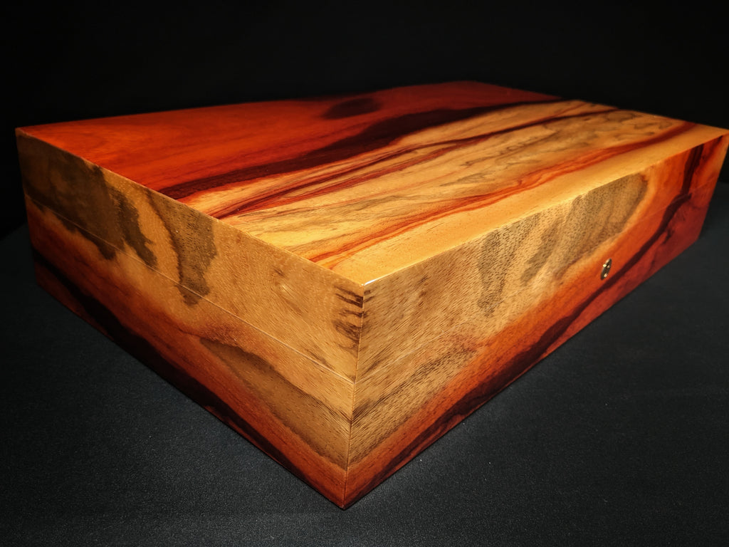 Elie Bleu Classic  Padouk Wood Humidor 110 ct