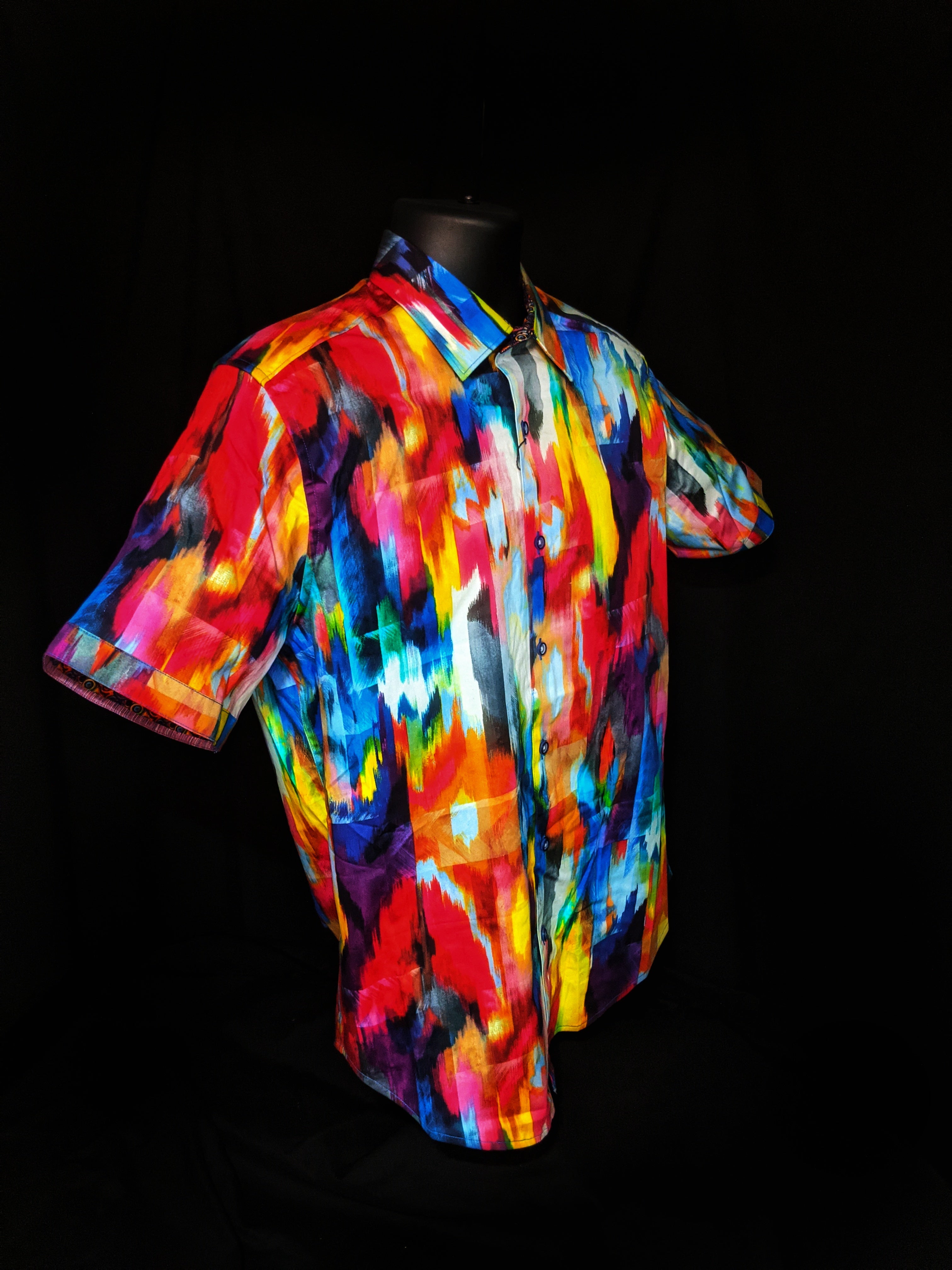 Robert Graham  Prism Effect Classic Fit Short Sleeve Shirt Size Medium