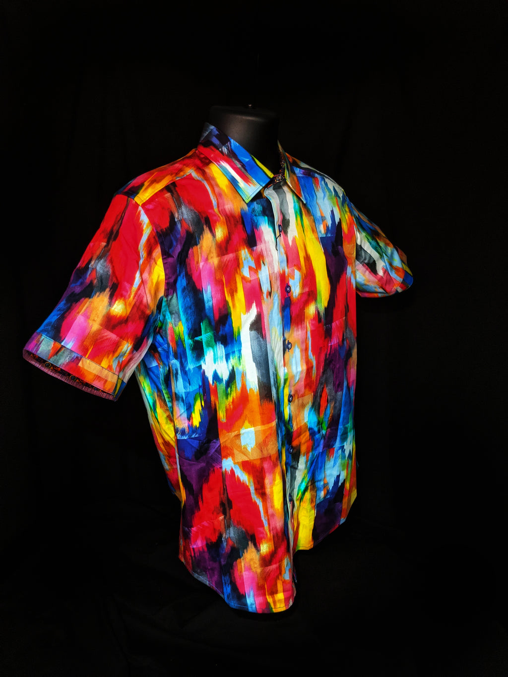 Robert Graham  Prism Effect Classic Fit Short Sleeve Shirt