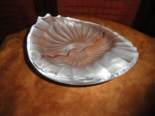 Lalique Nancy Cendrier Bowl Ashtray. # 001
