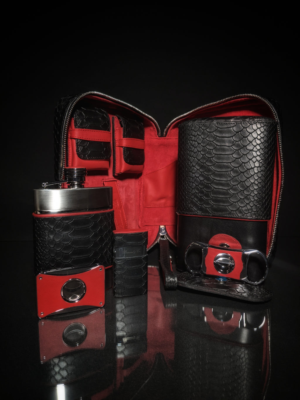 Brizard and Co Havana Traveler in Black Python Pattern and Red Leather Combo
