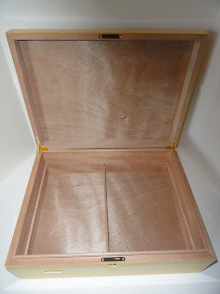 Particulares  Yellow Limited Edition Humidor